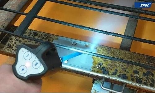 Vệ sinh máy móc chế biến thực phẩm bằng máy bắn đá khô